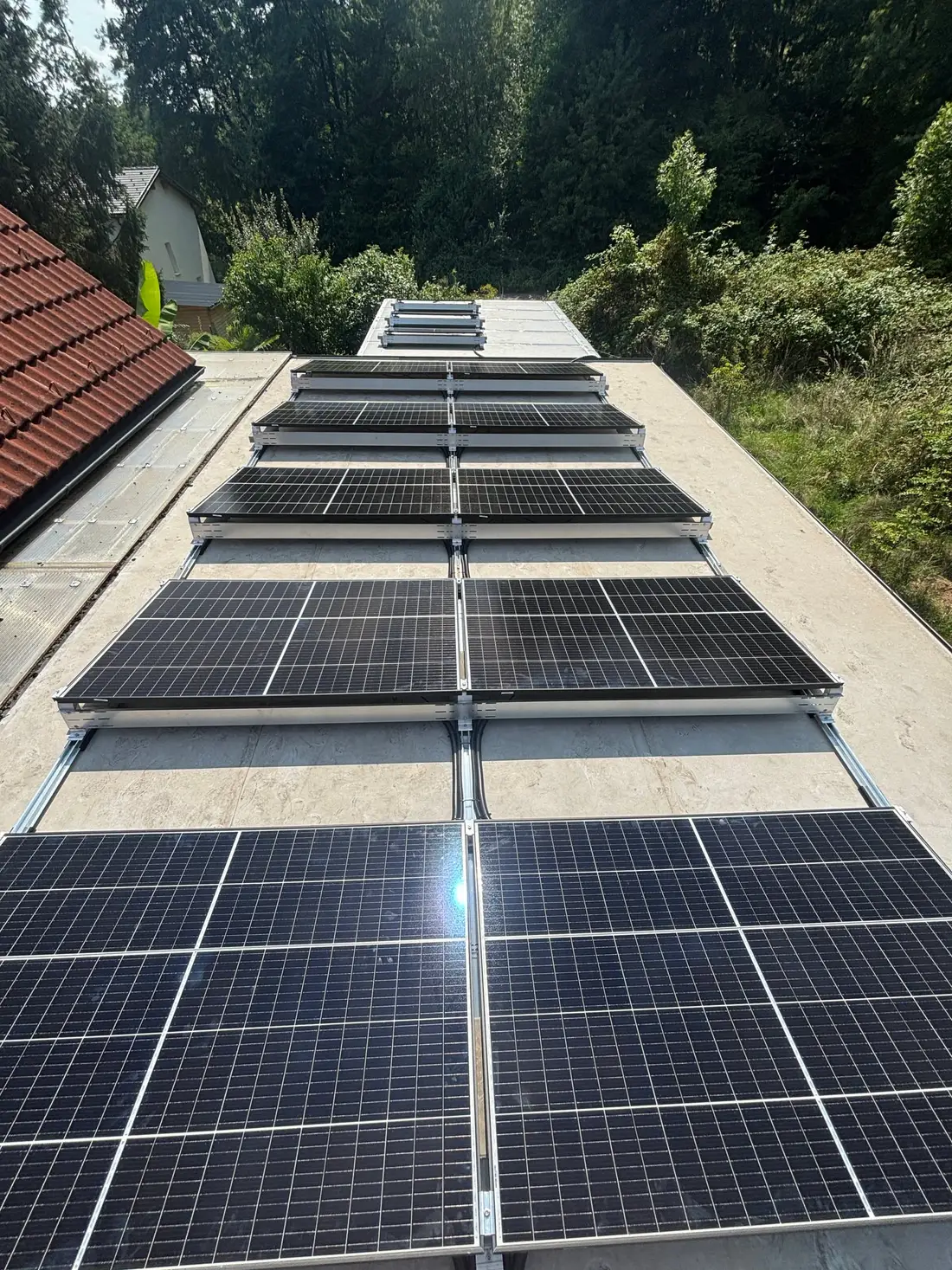 Sončna elektrarna na strehi stanovanjske hiše