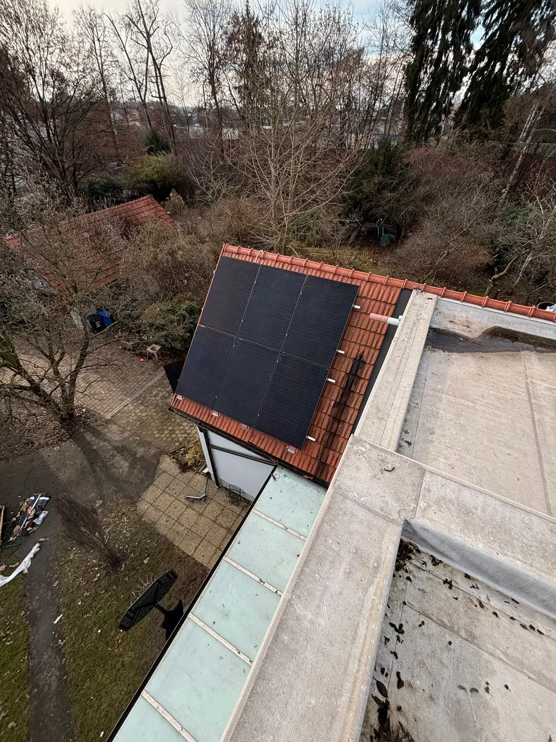 Sončna elektrarna na strehi stanovanjske hiše
